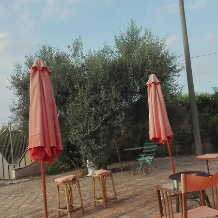 Villetta Di Campagna Immersa Nel Piragineti